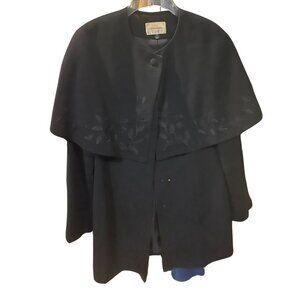 Elegant Black Cape with Floral Embroidery